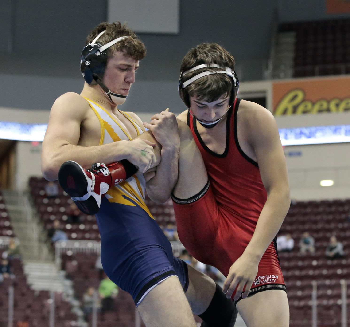 District 3 3A/2A Wrestling - Finals